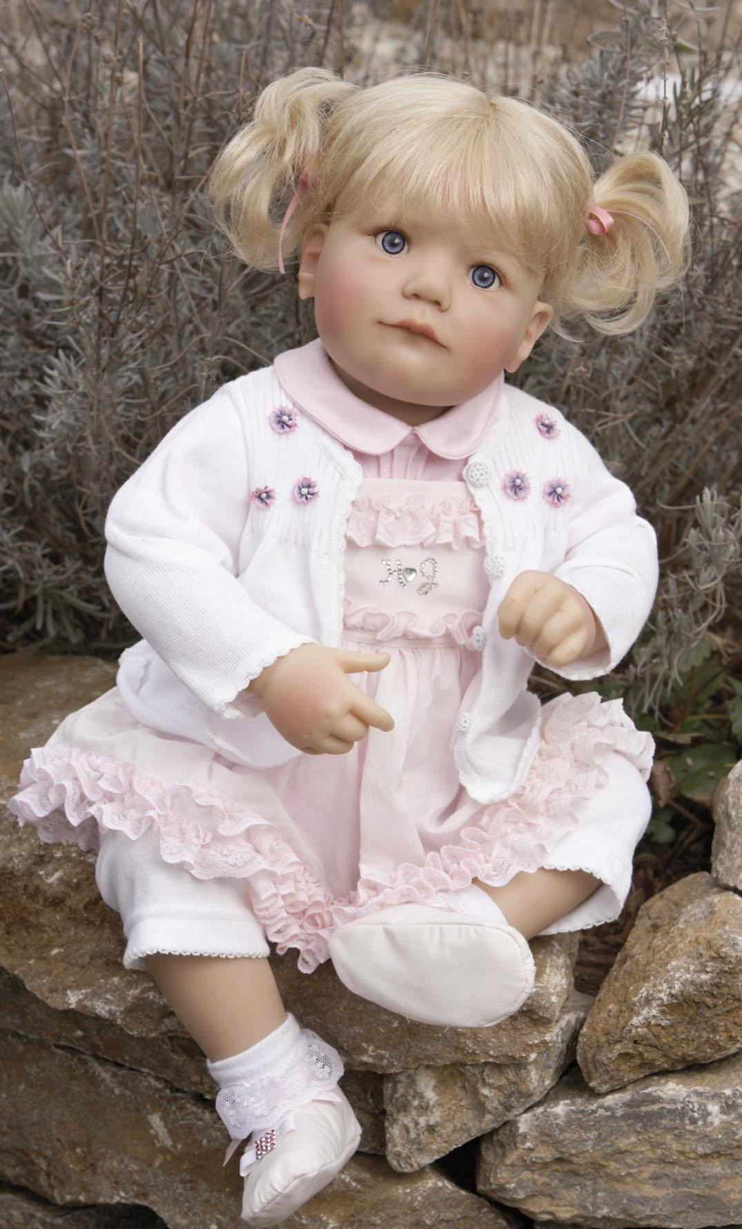 LILLI  by Hildegard Günzel