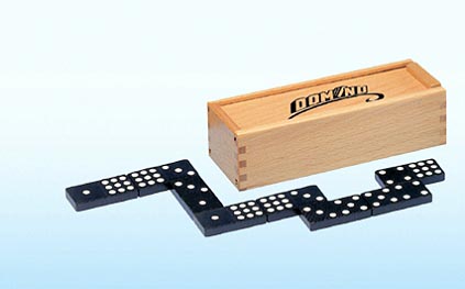 Doomino 28 tk puust karbis